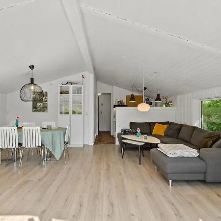 펜션 Noddehaven Iii